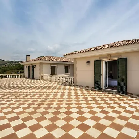 Architectural Jewel Between Sea And Mountains * Teia